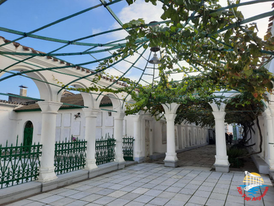 Розовое озеро, малый Иерусалим