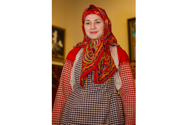 Женский костюм из д. Ярославка, Ефремовский район Тульская область. Центр традиционной культуры Южного Подмосковья «Истоки», Подольск