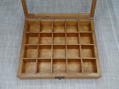 Коробка 20 ячеек, для коллекции камней и минералов, цвет &quot;Клен&quot;, крышка со стеклом