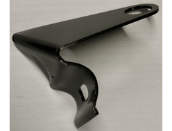 kronshteyn-krepleniya-rychaga-povorota-zheloba-st761e-762e-verkh