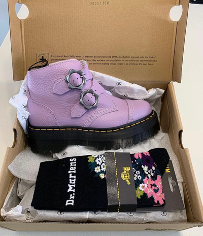 Ботинки Dr Martens Devon Flower Buckle Leather Lilac