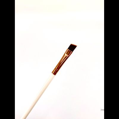 Кисть для бровей Delux - pm-shop24.ru