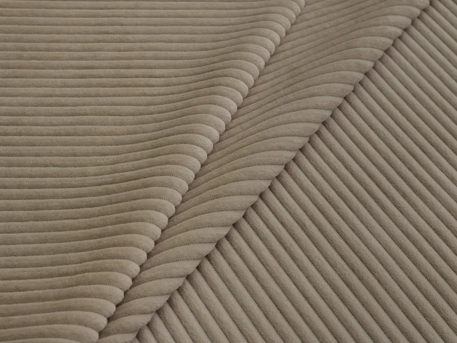 (АРБ) Велюр "Килум" (Cilium)-CAMEL.

Состав: полиэстер (PES) 100%.
Плотность: 320 г/кв.м.
Устойчивость к истиранию >100 000 циклов.
Ширина: 140 см.
Производитель: Китай.

Внимание! Цвет материала может быть искажен настройками монитора.