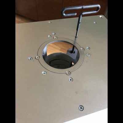 Пластина под BOSCH GMF / GOF 1600 CE для установки фрезера в стол 350*250 ММ. с гравировкой линеек