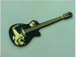 Брелок "Крематорий" гитара золотистая тип 1