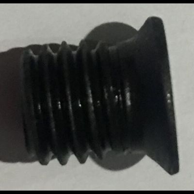 bolt-krepleniya-nozha-sh251