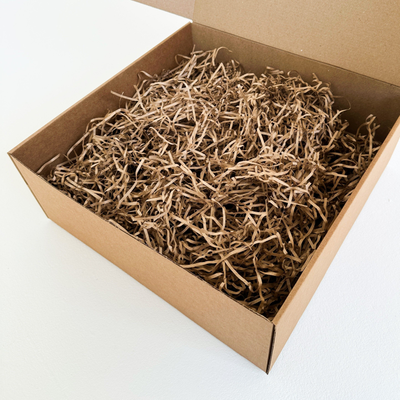 3 штуки - Подарочная коробка GILEV 37х37х14см с наполнителем и красной лентой