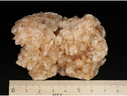 Стильбит, сросток кристаллов, друза, Индия (70*52*44 мм, 163 г) №29854