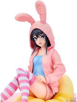 Фигурка 1/7 Маи Сакурадзима (Sakurajima Mai Hoodie Look Rabbit Ears ver.)