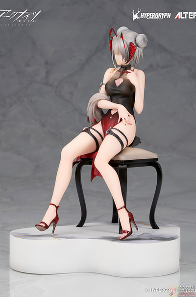 Фигурка 1/7 Дабл-ю (W Gala Night Ver.)