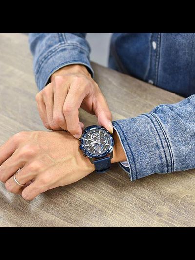 Часы Casio Edifice EQW-A2000CL-2A