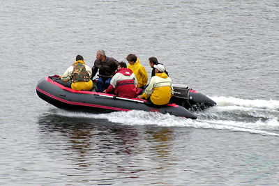 Лодка ПВХ Мнев и К Korsar Командор KMD-430 Чёрный