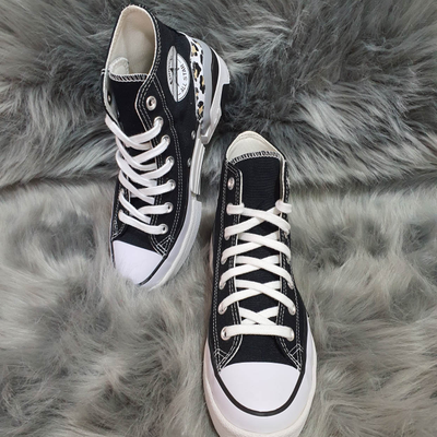 Converse cons black top