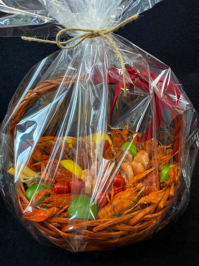 Корзина раков с креветками