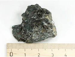 Актинолит, Россия, Северный Кавказ, КЧР, река Большой Блыб (35*29*20 мм, 23 г) №29620