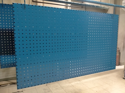 Перфорированный экран для инструментов с креплением на стену 1700х1000х1,5