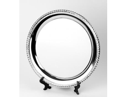 Тарелки металлические на подставке