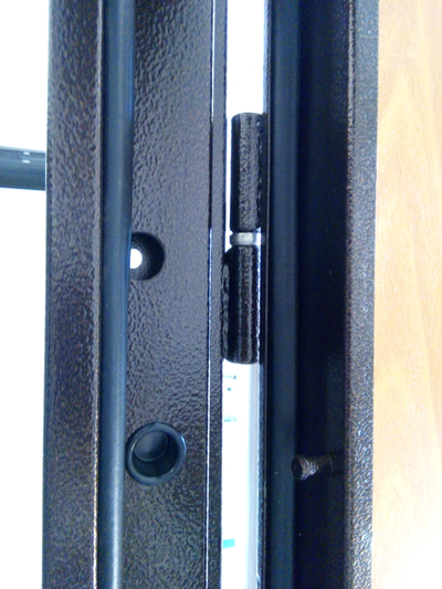 Дверь металлическая с терморазрывом