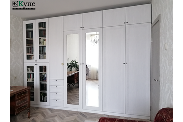 024 Шкаф в гостиной. Фасады МДФ  