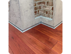 Плинтус алюминиевый ПЛ-40 3000х40х10 мм. Серебро матовое в интерьере 2