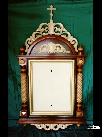 Киот настенный