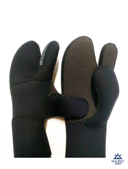 Рукавицы 5мм Aquatics 3х-палые AQ216-09 кевлар р.XL