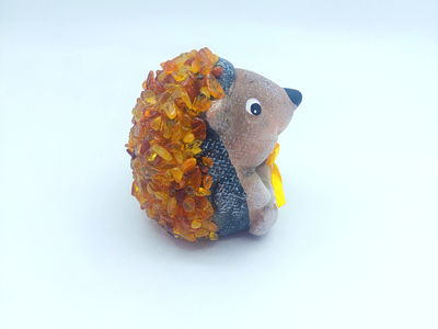 Ёж с янтарём