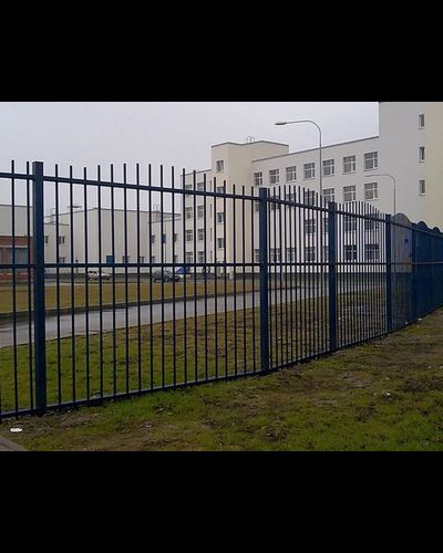 Забор высотой 2,5 метра