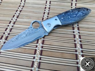 Складной нож Spyderco Damascus