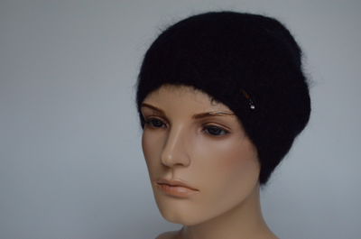 Шапка черная из мохера женская вязаная зима 2023 Визио Италия