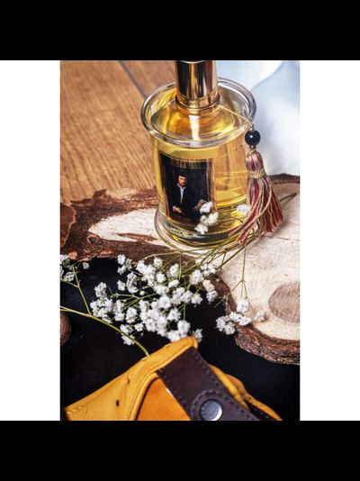 MDCI L’Homme Aux Gants