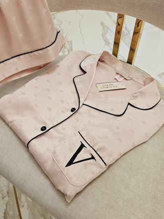 Пижама Виктория Сикрет рисунок сердечки