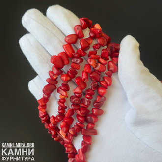 Коралл красный тонированный крошка 4-6 мм, цена за нить 19 см