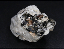 Циркон (кристаллы в породе), Россия, Южный Урал (27*23*23 мм, 16 г) №26071