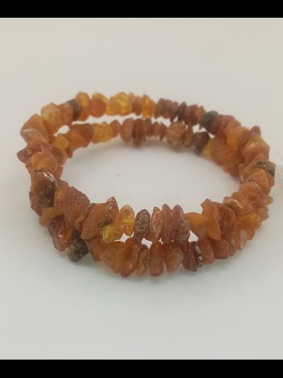 Браслет лечебный из необработанного янтаря,двойной, безразмерный.