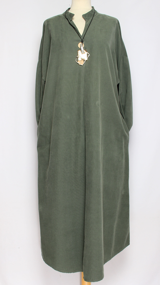 Платье Бохо вельветовое "СТОЙКА ЗАЩИП ПУГОВКИ" хаки до р.52