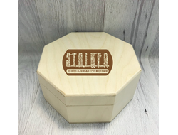 Шкатулка Stalker/ Сталкер с гравировкой №17