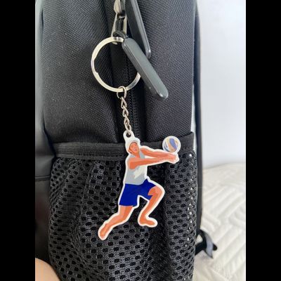 Брелок двусторонний «Пляжный игрок»