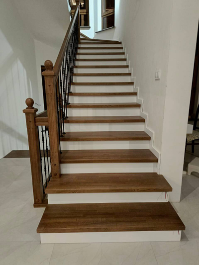 Отделка бетонной лестницы деревом