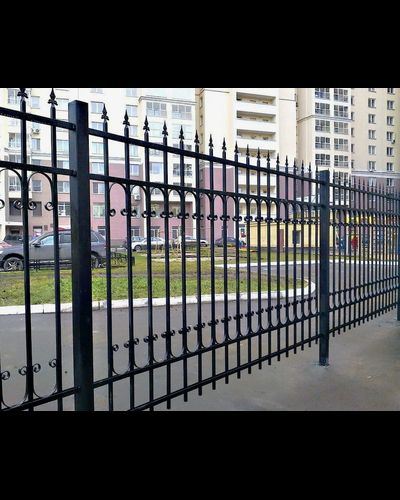 Ограждения в городе