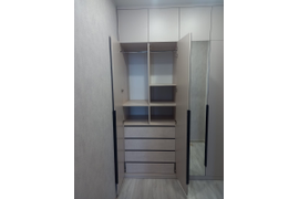 шкафы распашные