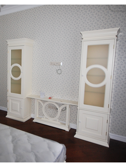 ШКАФЫ И ТУМБЫ