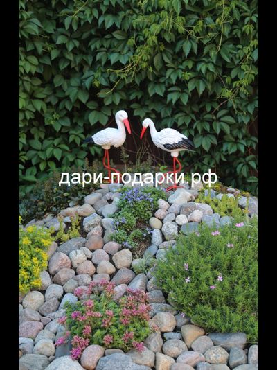 Аисты в гнезде Парочка ( Аист-70см, аист-72см ) полистоун Аист - является символом новой жизни. Согласно русским народным поверьям, аист - птица, приносящая счастье в Ваш дом. Также аист покровительствует рождению детей.