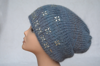 Женская шапка голубая вязаная с украшениями Vizio Италия 6715 CL
