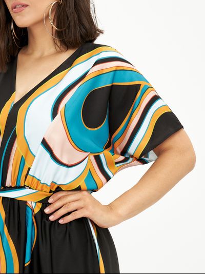 Нарядное платье с поясом