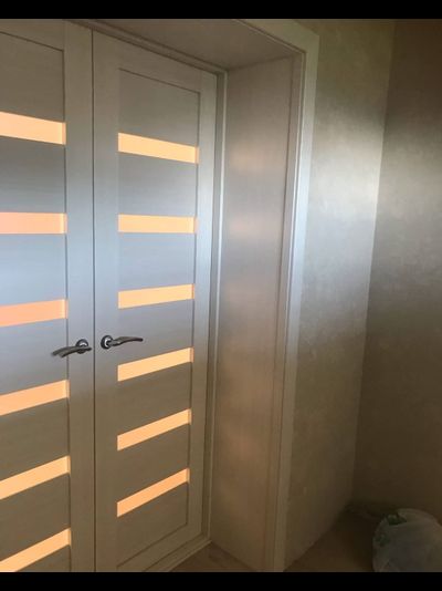 OPTIMA PORTE/ TURIN 507. ЯСЕНЬ ПЕРЛАМУТРОВЫЙ/ СТЕКЛО САТИН СВЕТЛОЕ