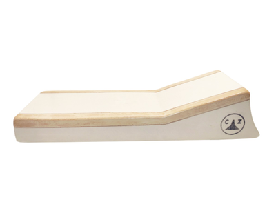 Уступ изогнутый