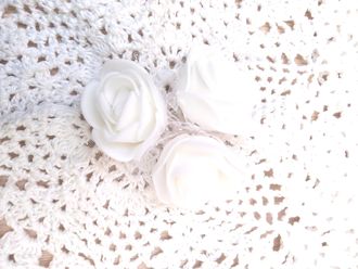 Головка розы (3-4 см.) из зефирного фоамирана с фатином Цвет:белый