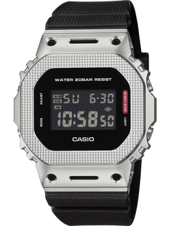 Часы Casio G-Shock GM-5600M-1A