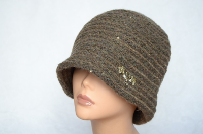 Шляпа клош с пайетками фото
